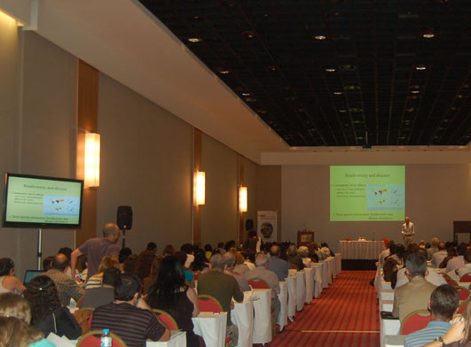 Palestra Mike Begon na Conferência em Saúde Silvestre - 2012 